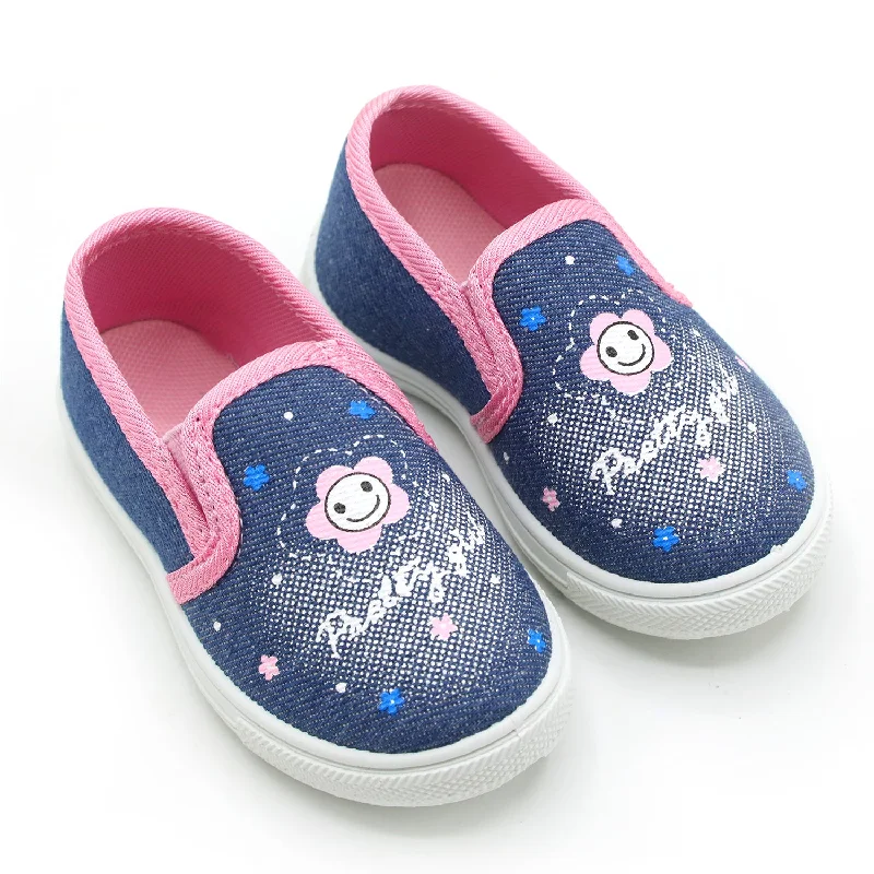 Girls Canvas Shoe - Light Pink