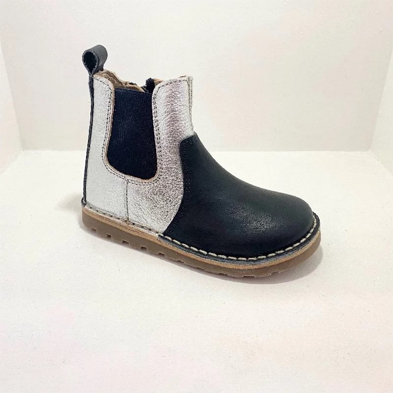 Petasil Boots | Kloud 2 | Navy & Silver