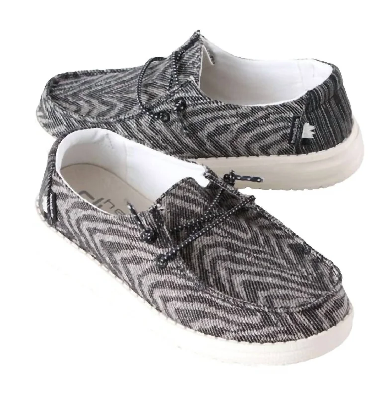 Girl's Wendy Youth Woven Shoes In Zebra Black Stripe